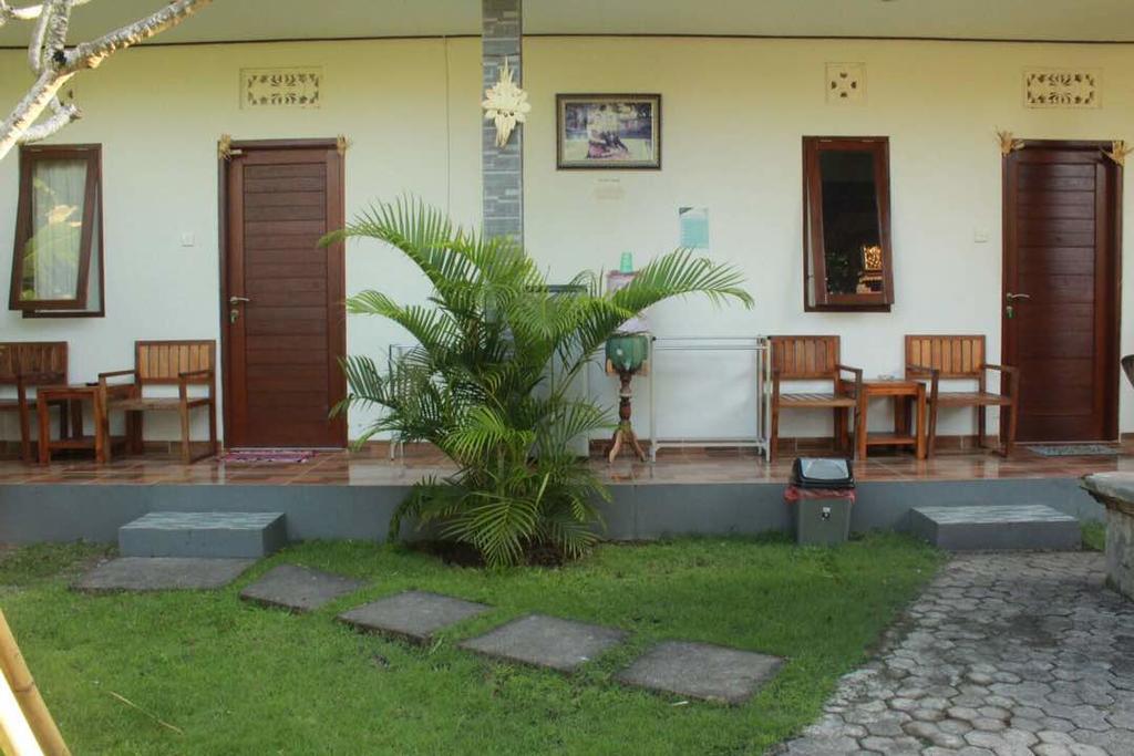 Twins Homestay Canggu Buitenkant foto