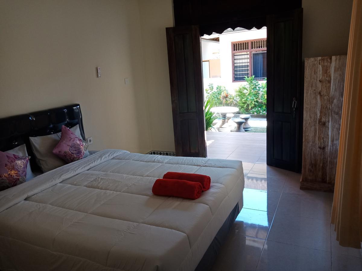 Twins Homestay Canggu Buitenkant foto